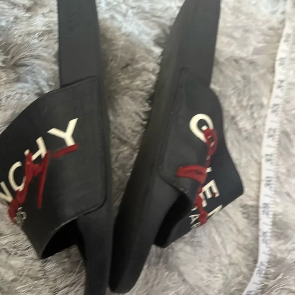 Givenchy logo slides unisex flats pool shoes flip flops slippers